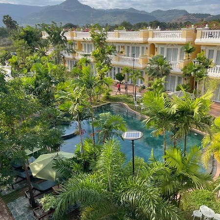 Sokchea Kampot Hotel Екстер'єр фото