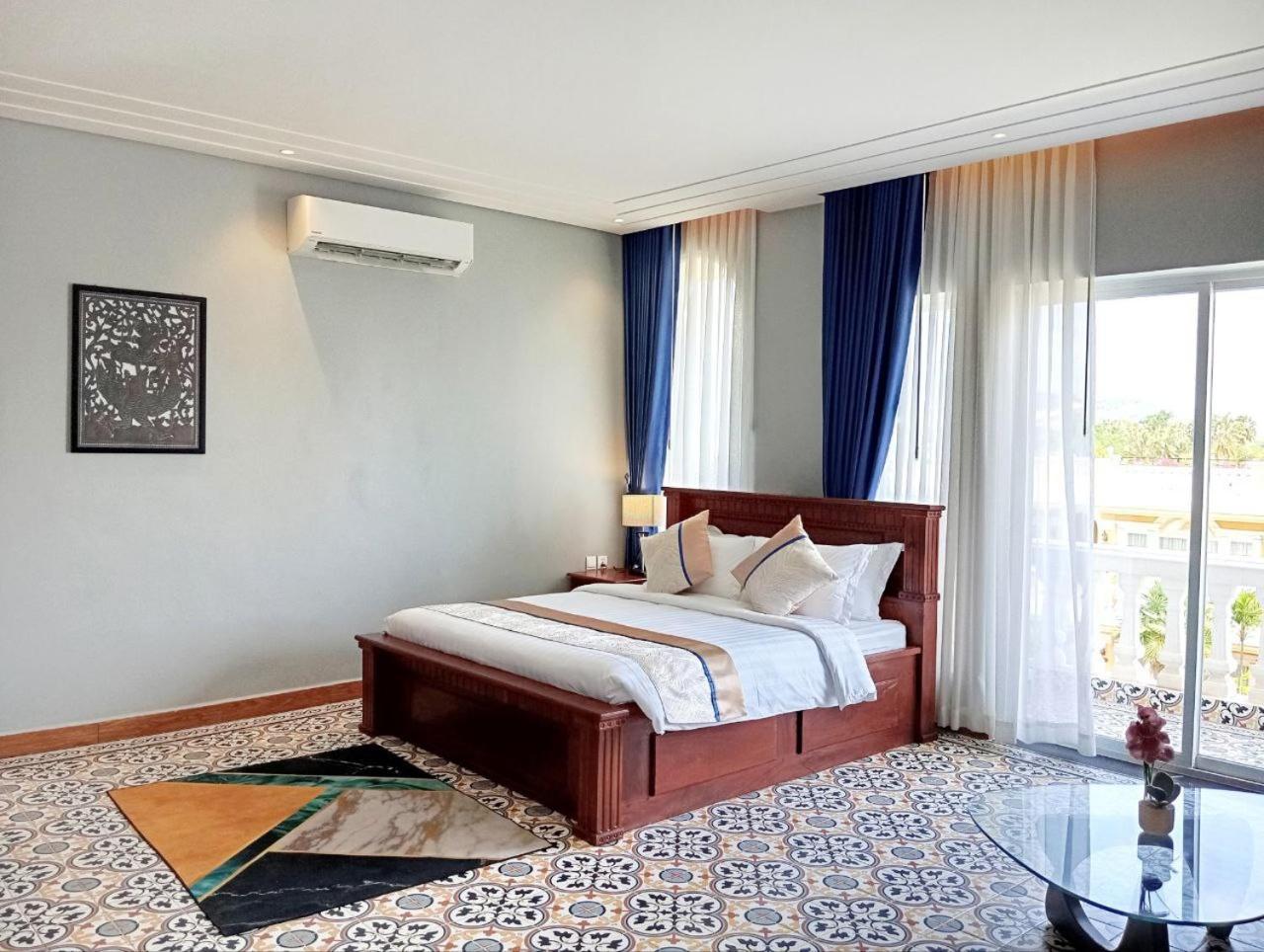 Sokchea Kampot Hotel Екстер'єр фото