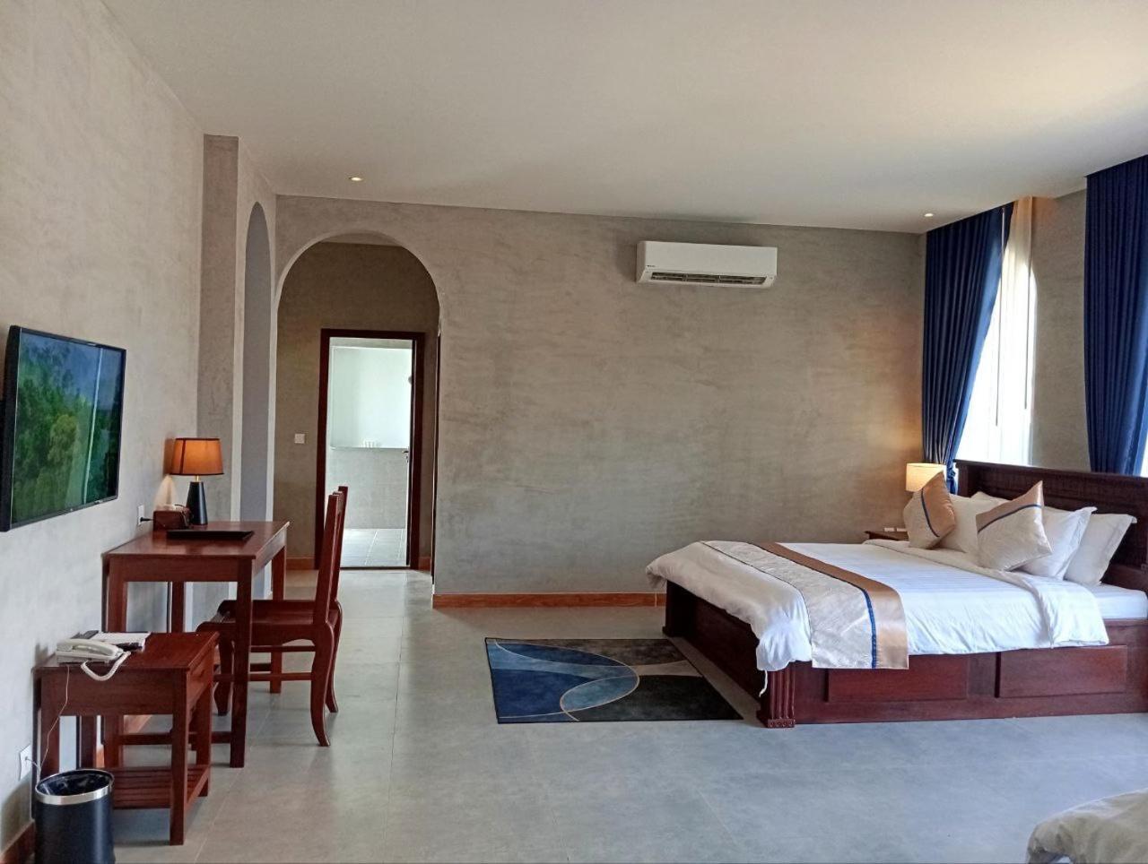 Sokchea Kampot Hotel Екстер'єр фото