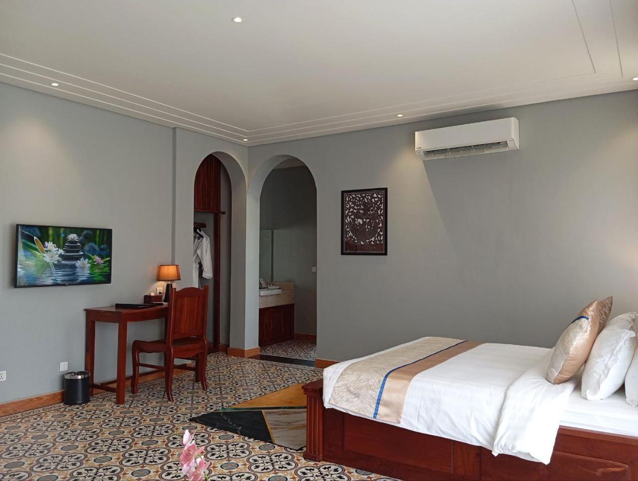 Sokchea Kampot Hotel Екстер'єр фото