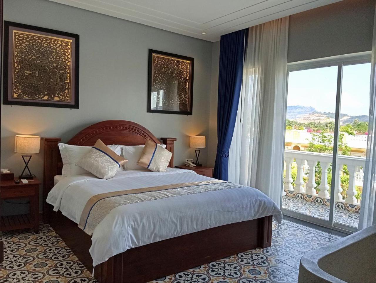 Sokchea Kampot Hotel Екстер'єр фото