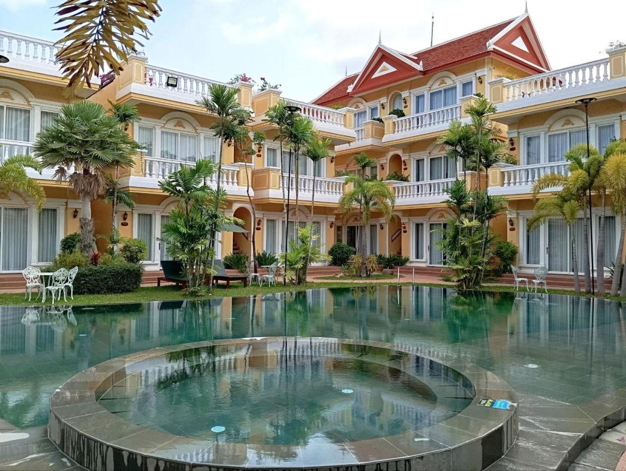 Sokchea Kampot Hotel Екстер'єр фото