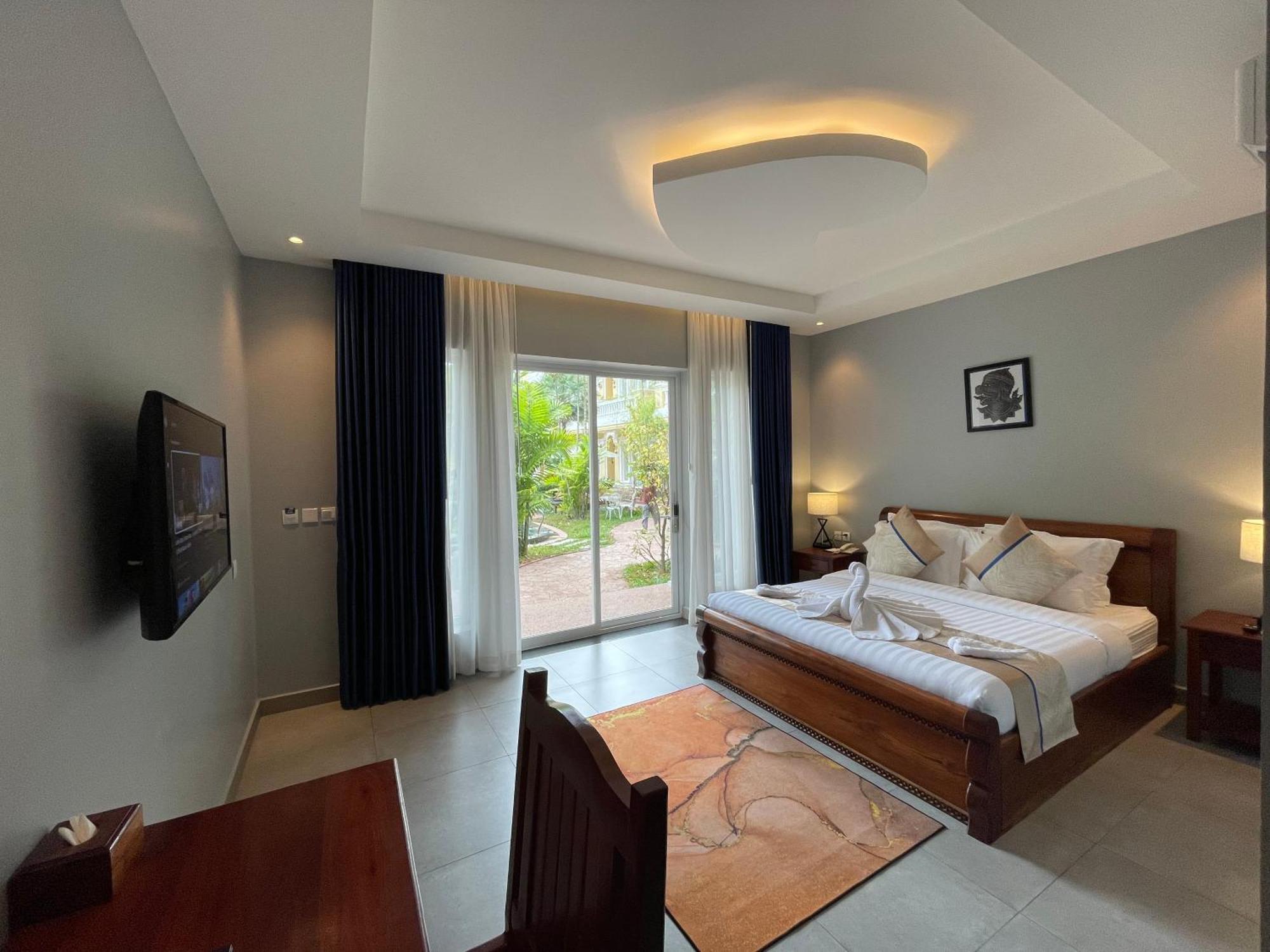 Sokchea Kampot Hotel Екстер'єр фото